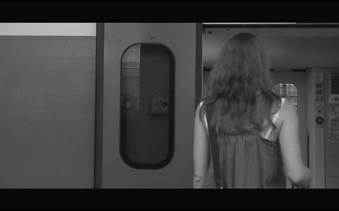 Still 4 — La ragazza d’argento